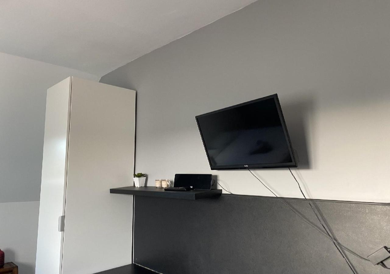 Jolie Studio 10Min Centre Ville Et 300M Quai De Seine Wifi Rouen Exteriör bild